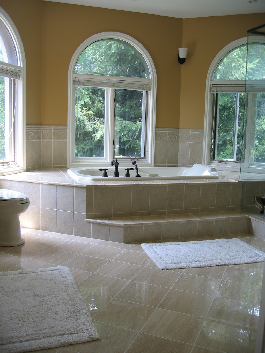 Tapworks Kitchen & Bath Ltd | 3355 Kingston Rd, Scarborough, ON M1M 1R3, Canada | Phone: (416) 266-2284