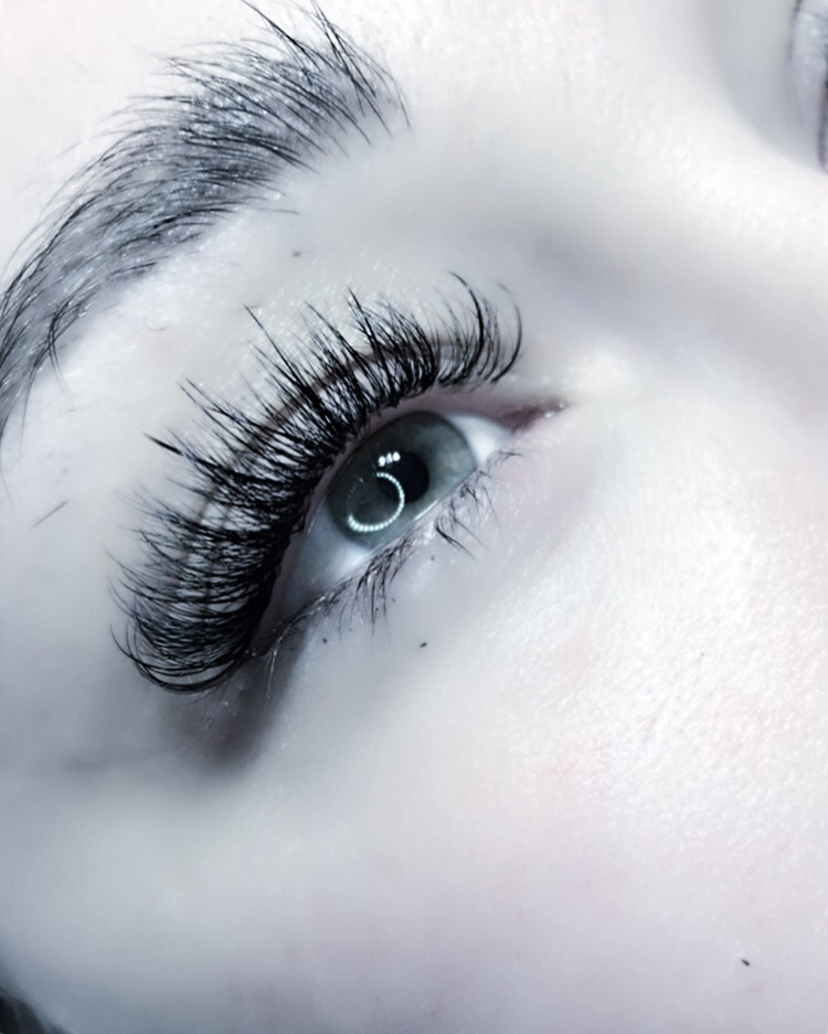 Tiffanys Beauty Lounge | 817 Ritson Rd N, Oshawa, ON L1G 6Z9, Canada | Phone: (905) 999-2878