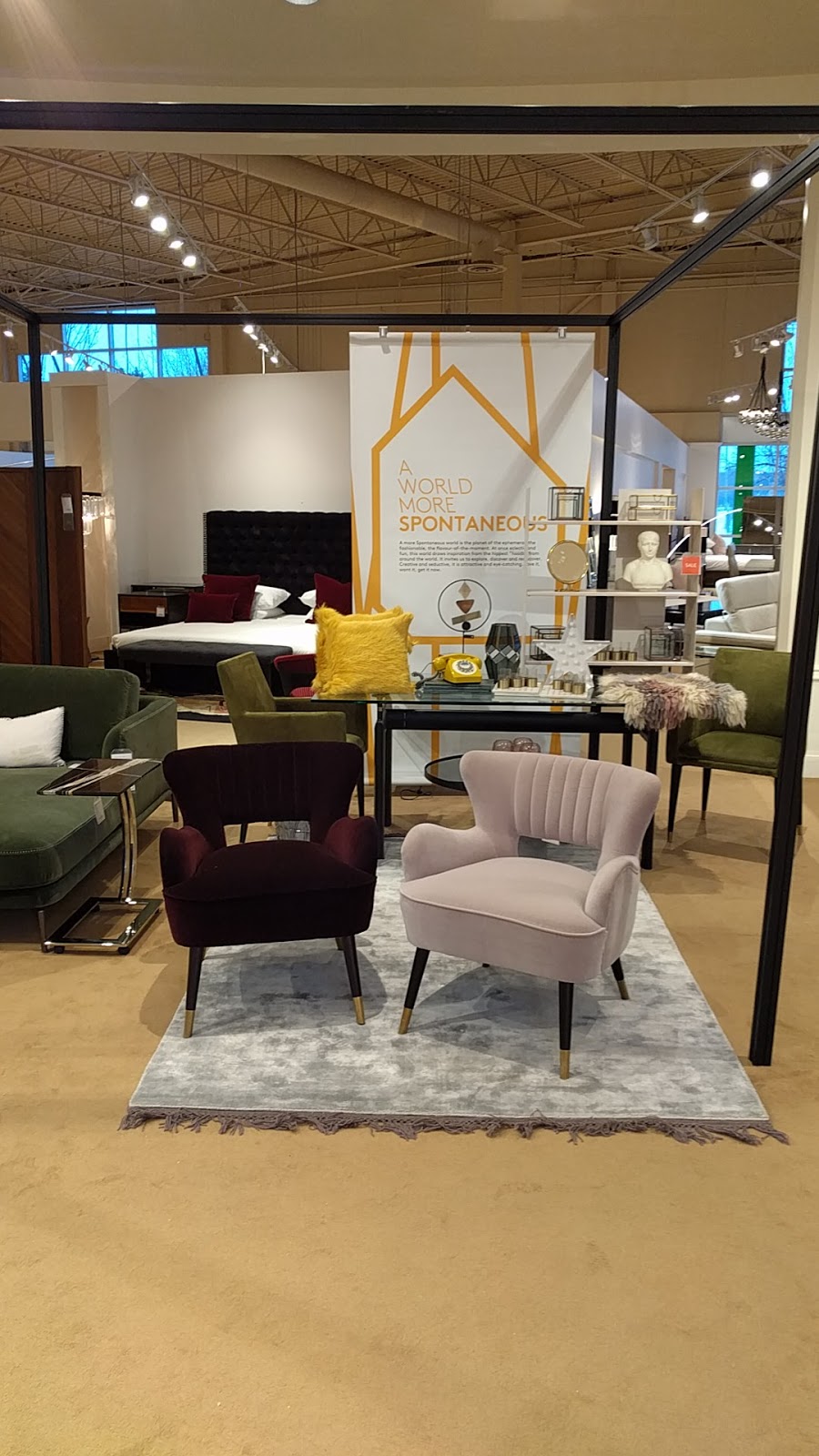 Mobilia | 71 Cochrane Dr, Markham, ON L3R 9S1, Canada | Phone: (905) 305-0355