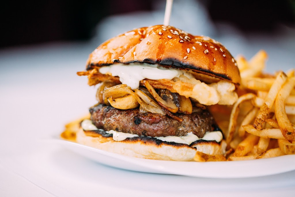 CHIYOKO Sushi Bar & Steakhouse | 2113 Rue Saint-Louis, Saint-Laurent, QC H4L 1P1, Canada | Phone: (514) 804-0581