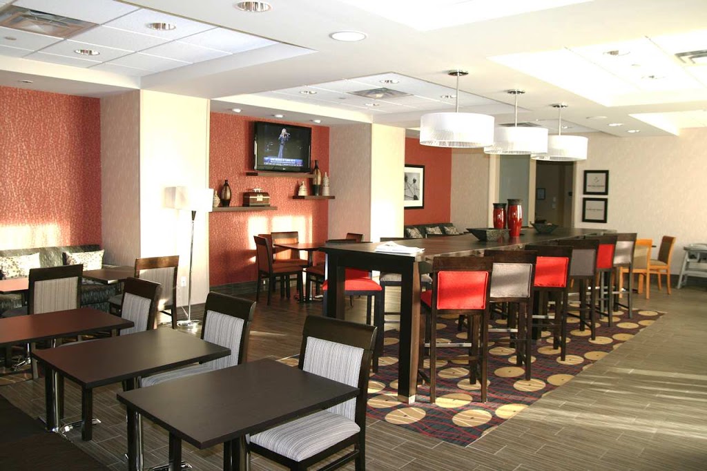 Hampton Inn by Hilton Fort Saskatchewan | 8709 101 St, Fort Saskatchewan, AB T8L 0H9, Canada | Phone: (780) 997-1001