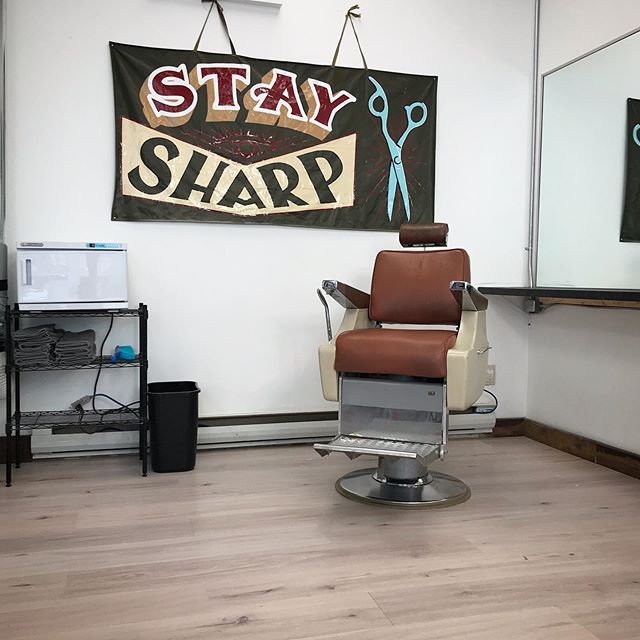 The Queensway Barbershop | 10 The Queensway S, Keswick, ON L4P 1Y7, Canada | Phone: (905) 535-0515