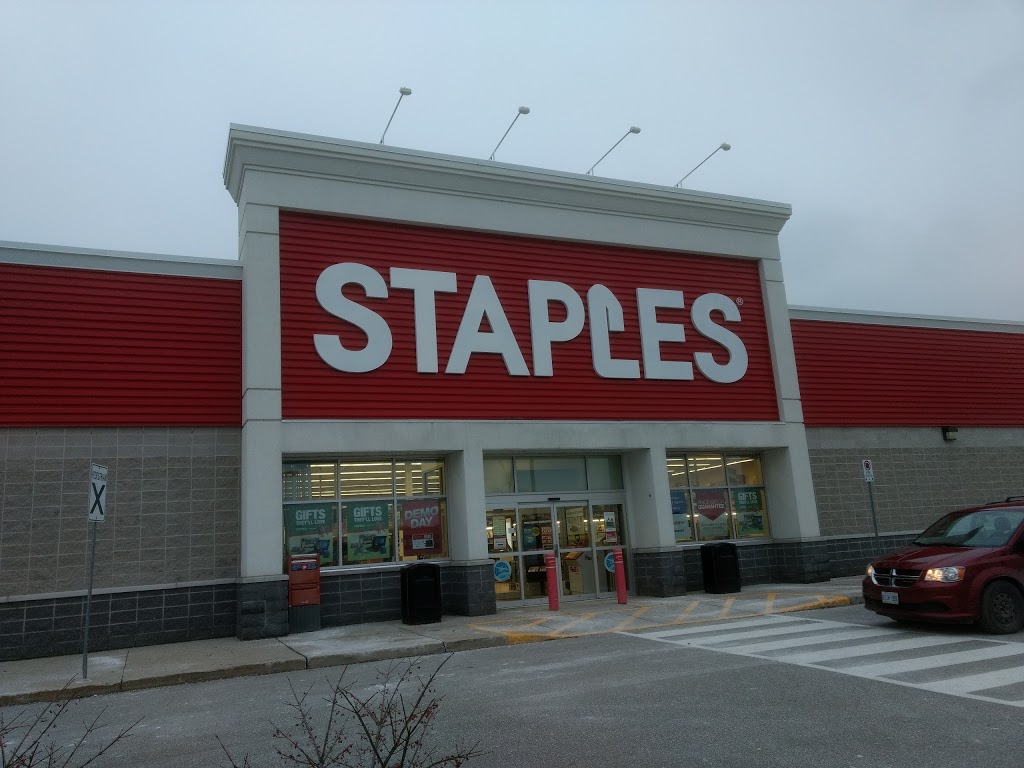 Staples | 135 Murphy Rd, Orillia, ON L3V 0B5, Canada | Phone: (705) 329-3074