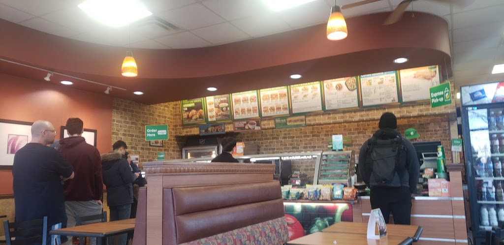Subway | Como Lake Village, 1914 Como Lake Ave, Coquitlam, BC V3J 3P8, Canada | Phone: (604) 939-7827