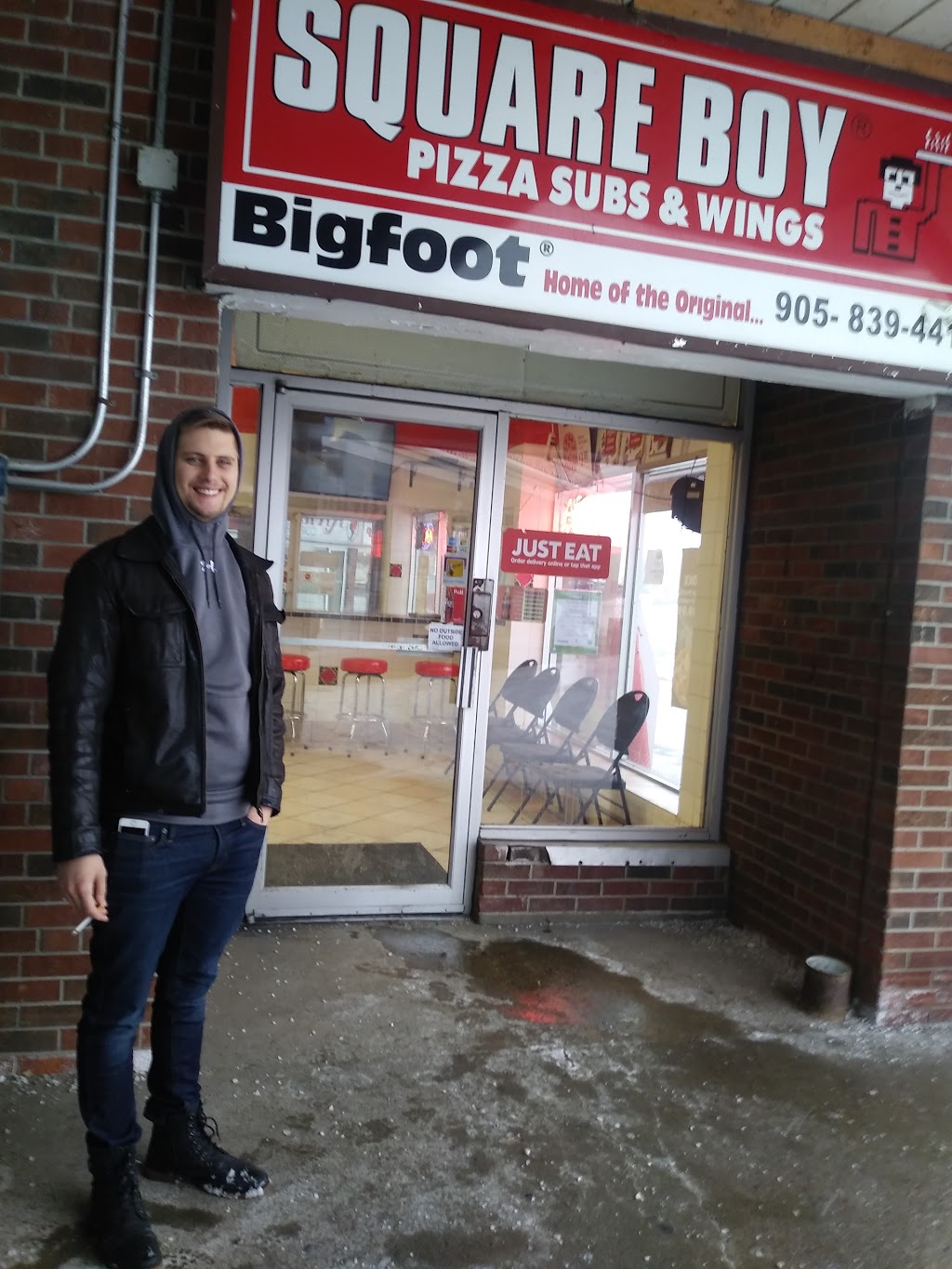 Square Boy Pizza & Subs | 713 Krosno Blvd, Pickering, ON L1W 1L6, Canada | Phone: (905) 839-4411