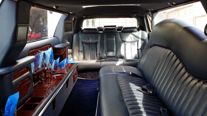 West Coast Limousines | 3700 Nanaimo Crescent, Abbotsford, BC V2T 4Z7, Canada | Phone: (604) 866-9797