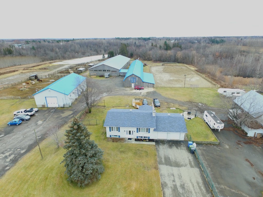 Centre Équestre St-Roch.. | 365 Rang de la Rivière N, Saint-Roch-de-lAchigan, QC J0K 3H0, Canada | Phone: (514) 265-3908