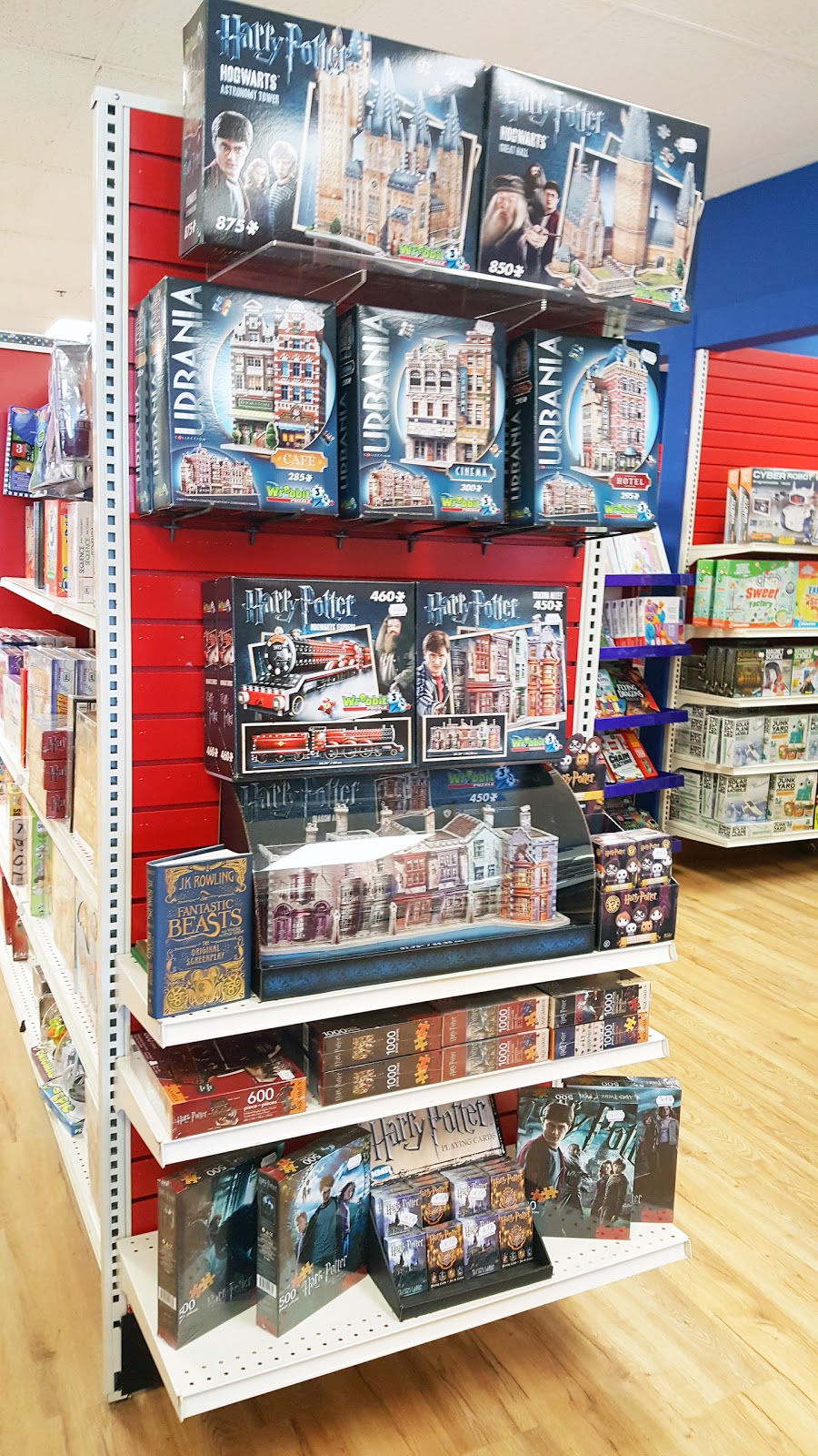 Scholars Choice Retail Store | 920 Upper Wentworth St, Hamilton, ON L9A 5C5, Canada | Phone: (905) 318-5471