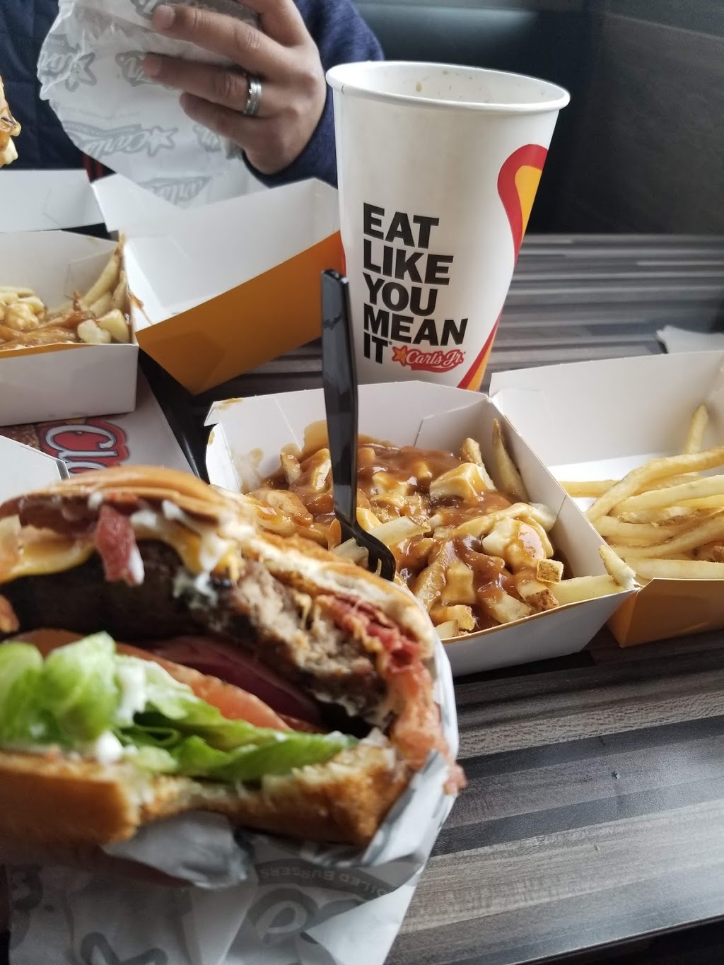 CARLS JR. | 1920 Victoria Ave E, Regina, SK S4N 7K3, Canada | Phone: (306) 779-2275
