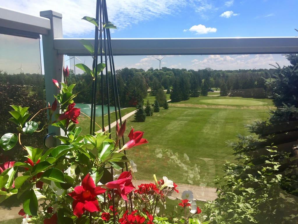 Oakwood Resort | 70671 Bluewater Hwy, Grand Bend, ON N0M 1T0, Canada | Phone: (519) 238-2324