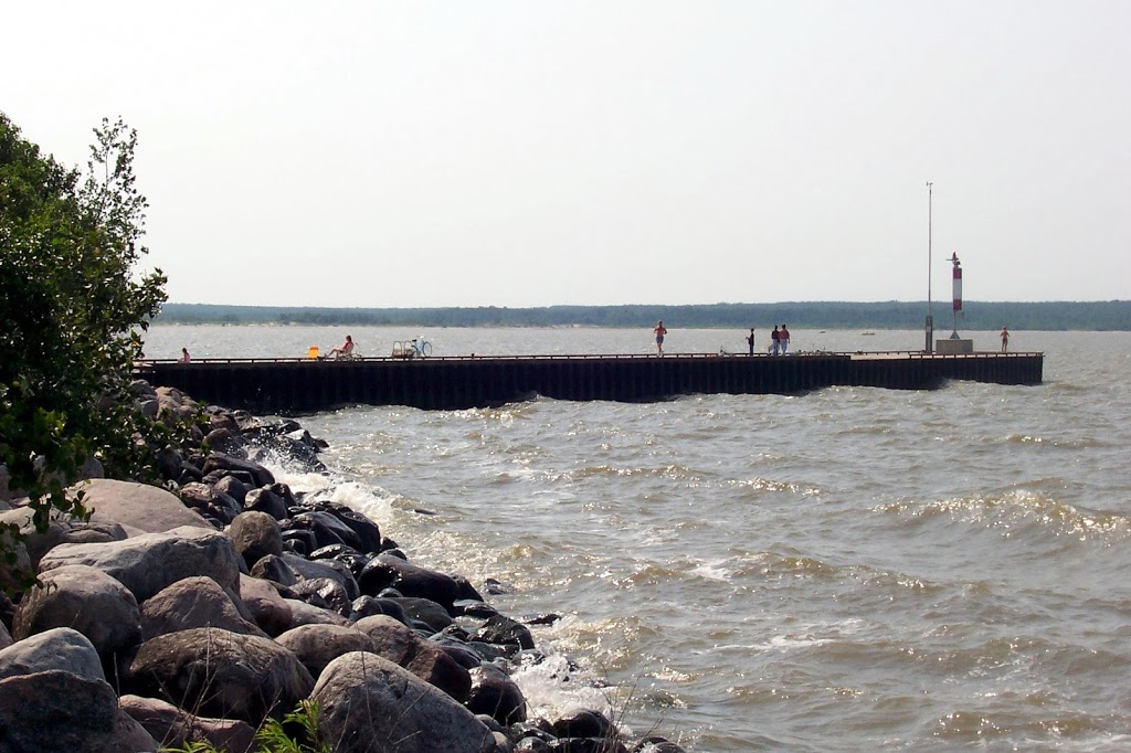 EastShore Realty Inc | Mardrey Bay W, Hillside Beach, MB R0E 2A0, Canada | Phone: (204) 756-2419