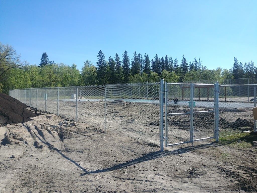 Berrek Fencing | 81166 St Peters Rd, East Selkirk, MB R0E 0M0, Canada | Phone: (204) 297-2798