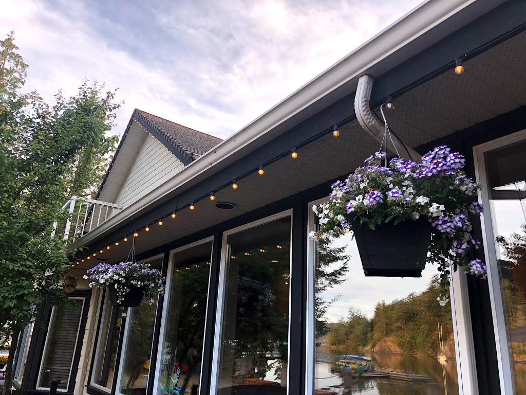 Stickleback West Coast Eatery | 5449 Sooke Rd, Sooke, BC V9Z 0C8, Canada | Phone: (778) 425-4499