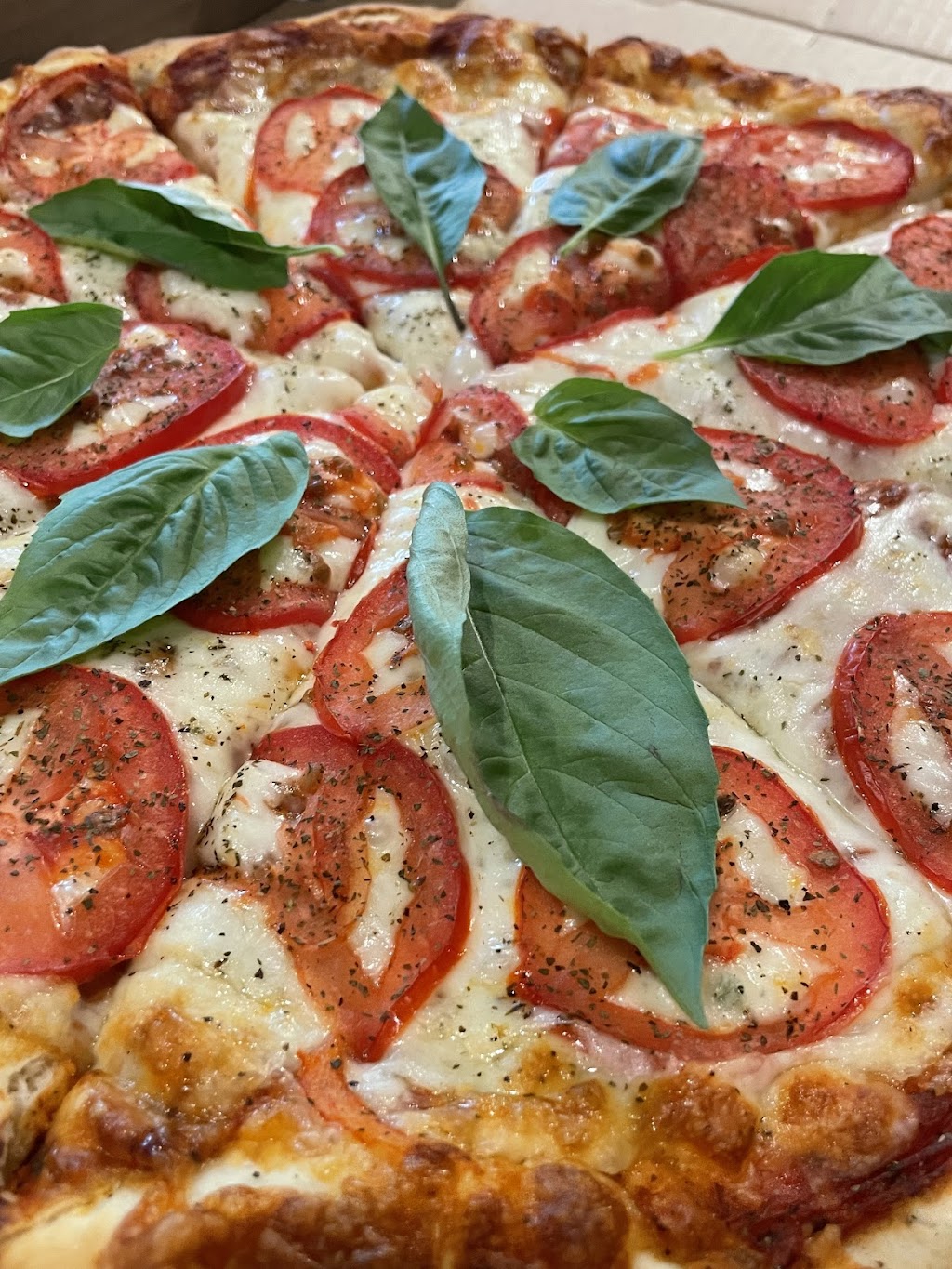 Treat Yourself | 122 Potter Rd, Wollaston, ON K0L 1P0, Canada | Phone: (705) 930-3349