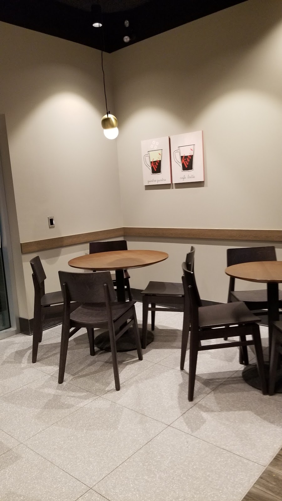 Tim Hortons | Laval, QC H7E 5B4, Canada | Phone: (438) 831-8134