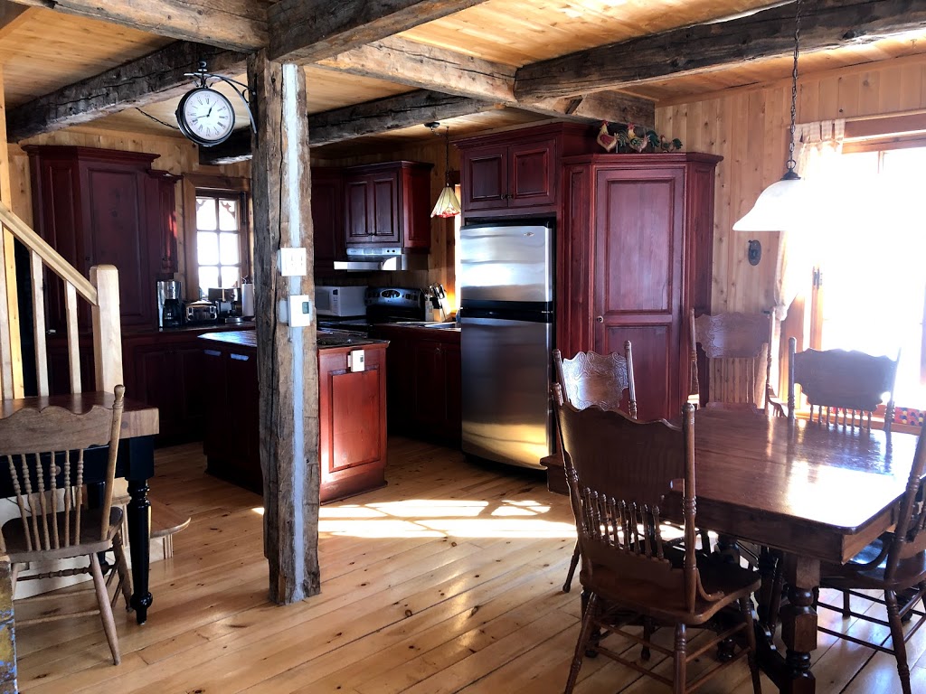 La belle d’autrefois Bel-3 | 3 Rang 2, La Malbaie, QC G5A 2B1, Canada | Phone: (418) 554-1678