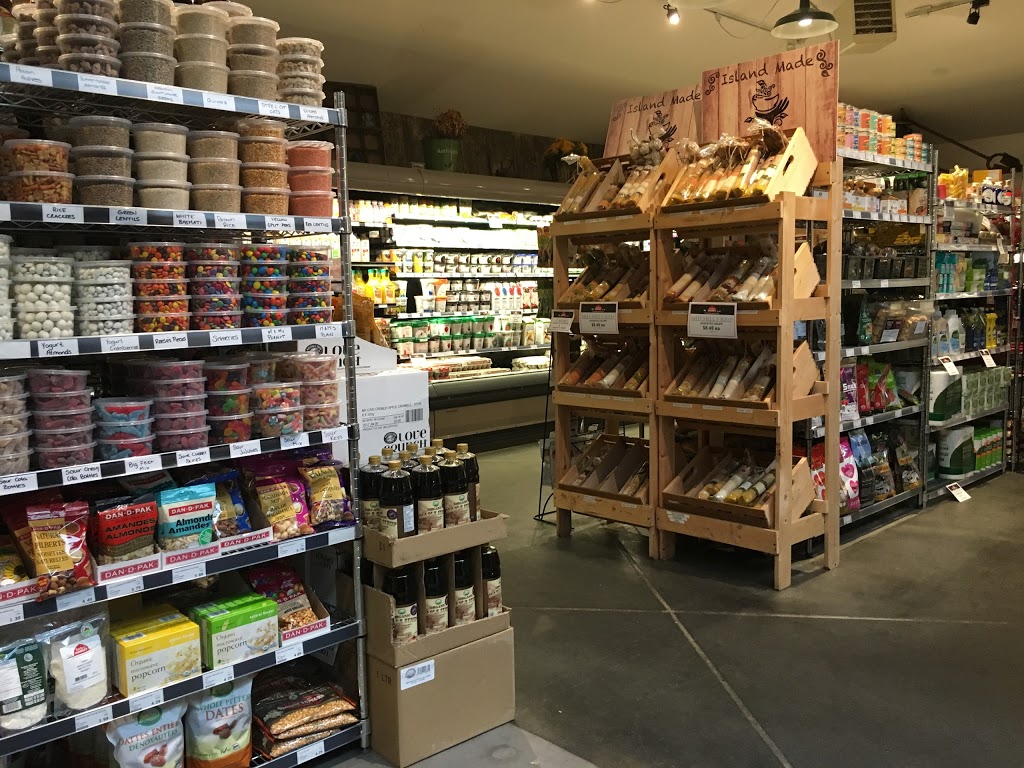 Red Barn Market | 5325 Cordova Bay Rd, Victoria, BC V8Y 2L3, Canada | Phone: (250) 658-2998