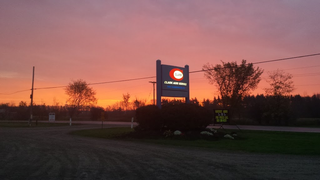 Clark Agri Service | 4891 Canborough Rd, Wellandport, ON L0R 2J0, Canada | Phone: (800) 222-7542