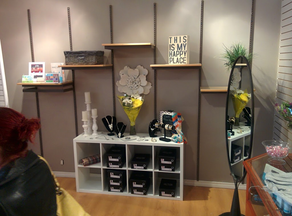 Little Chic Boutique | 175 Plains Rd E, Burlington, ON L7T 2C4, Canada | Phone: (905) 512-3380