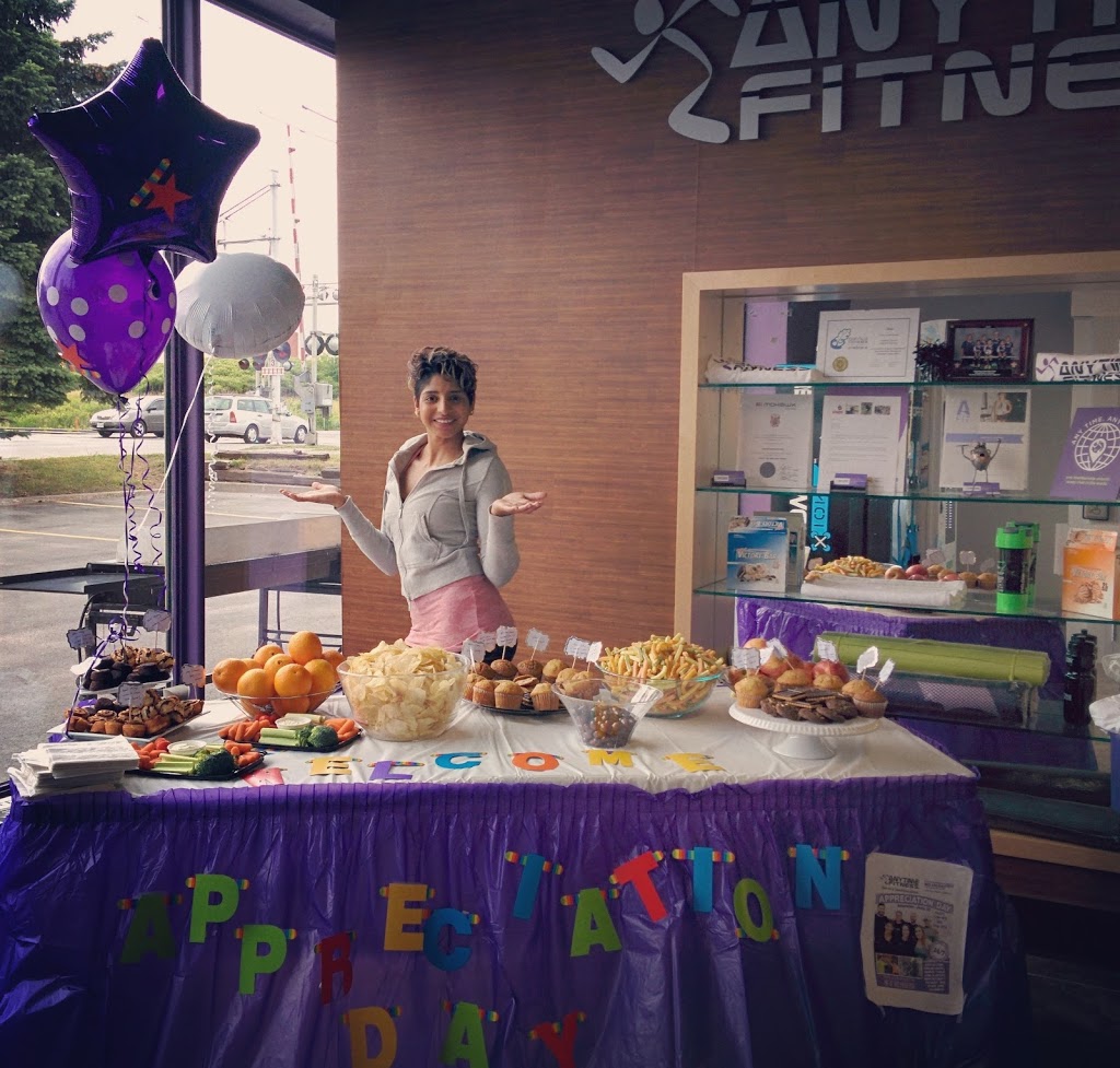Anytime Fitness | 579 Kerr St Units 1-2A, Oakville, ON L6K 3E1, Canada | Phone: (905) 338-0123