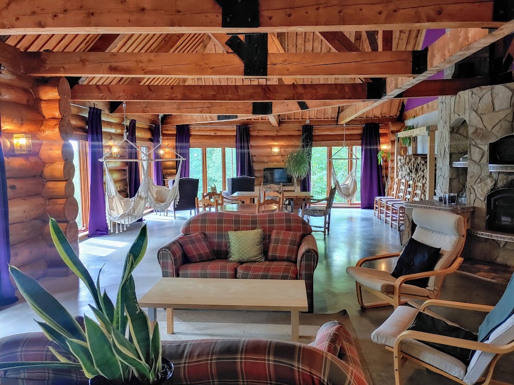 Auberge Estonia Hébergement Nature | 4333 Chem. du Lac Brennan, Rawdon, QC J0K 1S0, Canada | Phone: (450) 712-6337