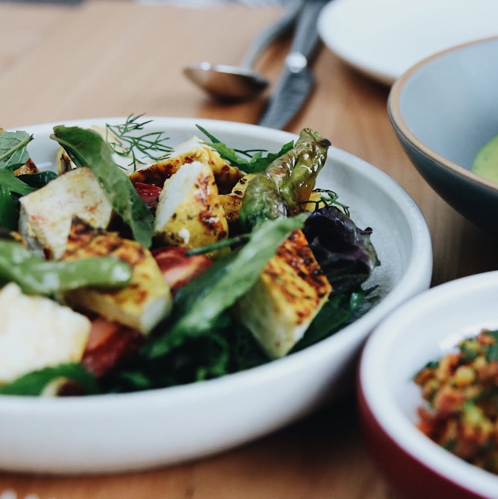 Delara Restaurant | 2272 W 4th Ave, Vancouver, BC V6K 1N8, Canada | Phone: (604) 730-4325