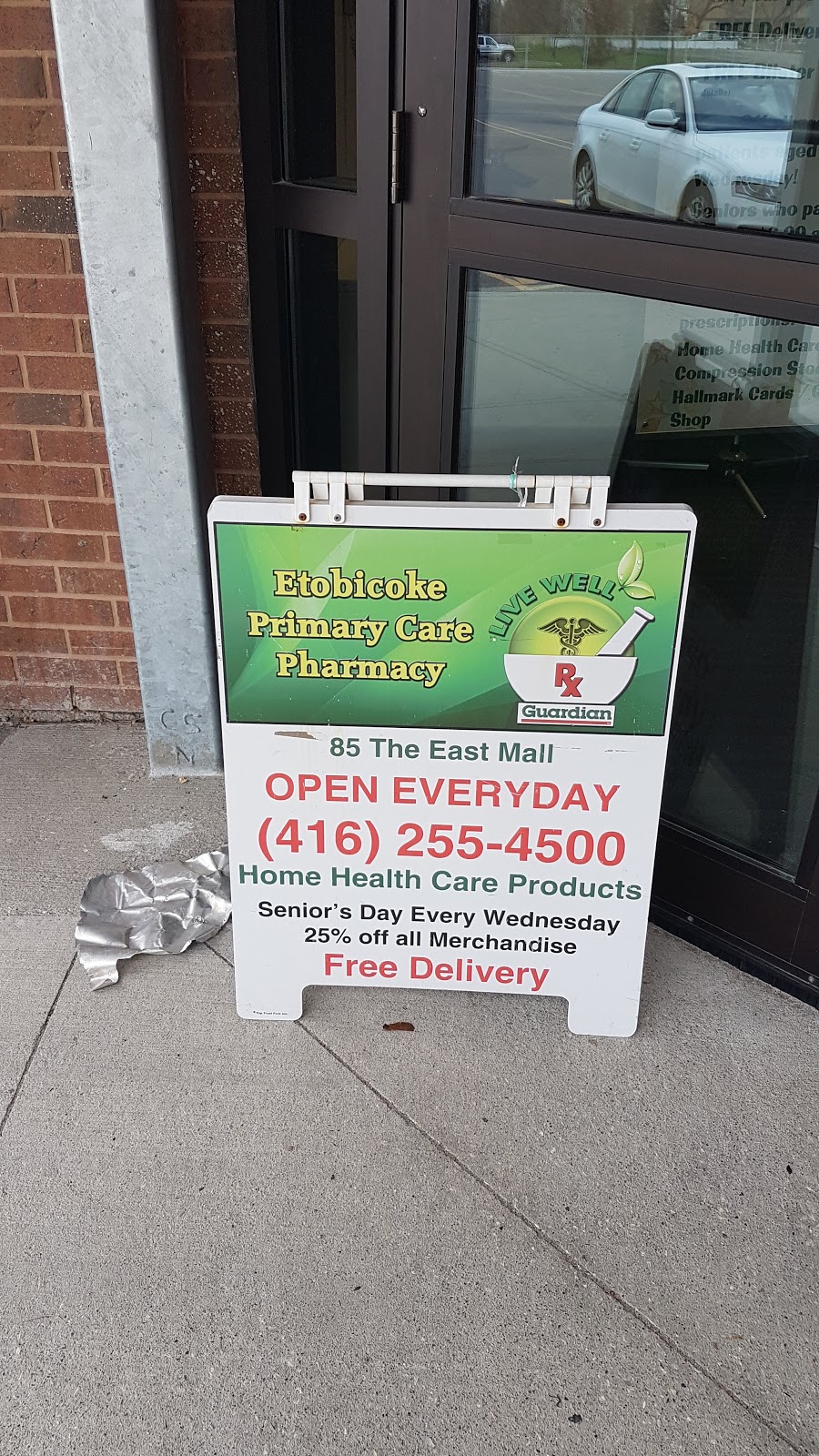 Etobicoke Clinic Guardian Pharmacy | 100 The East Mall #85, Etobicoke, ON M8Z 5W3, Canada | Phone: (416) 255-4500