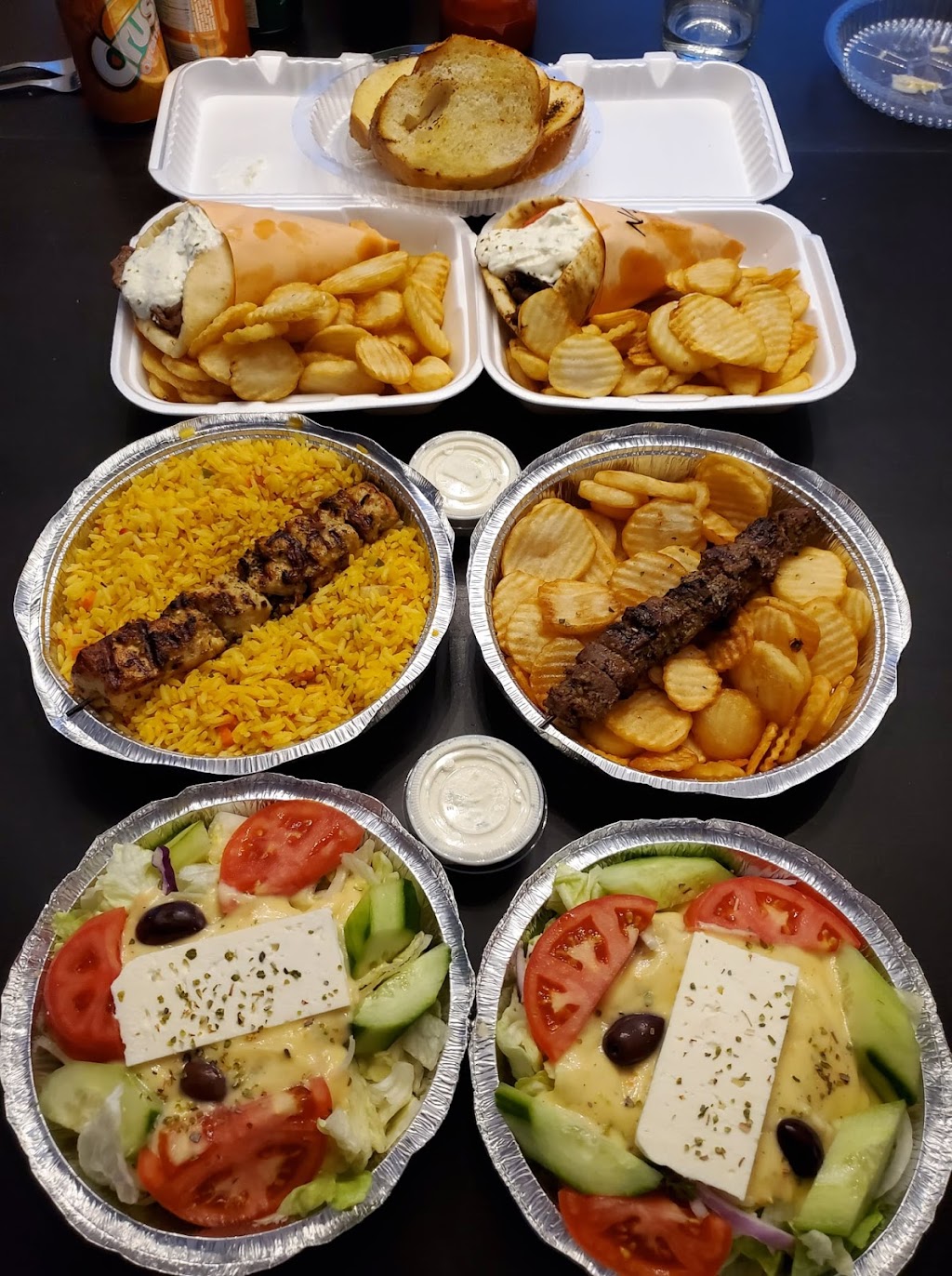 Pappou Souvlaki | 4767 Bd des Sources, Pierrefonds, QC H8Y 3C6, Canada | Phone: (514) 360-4040