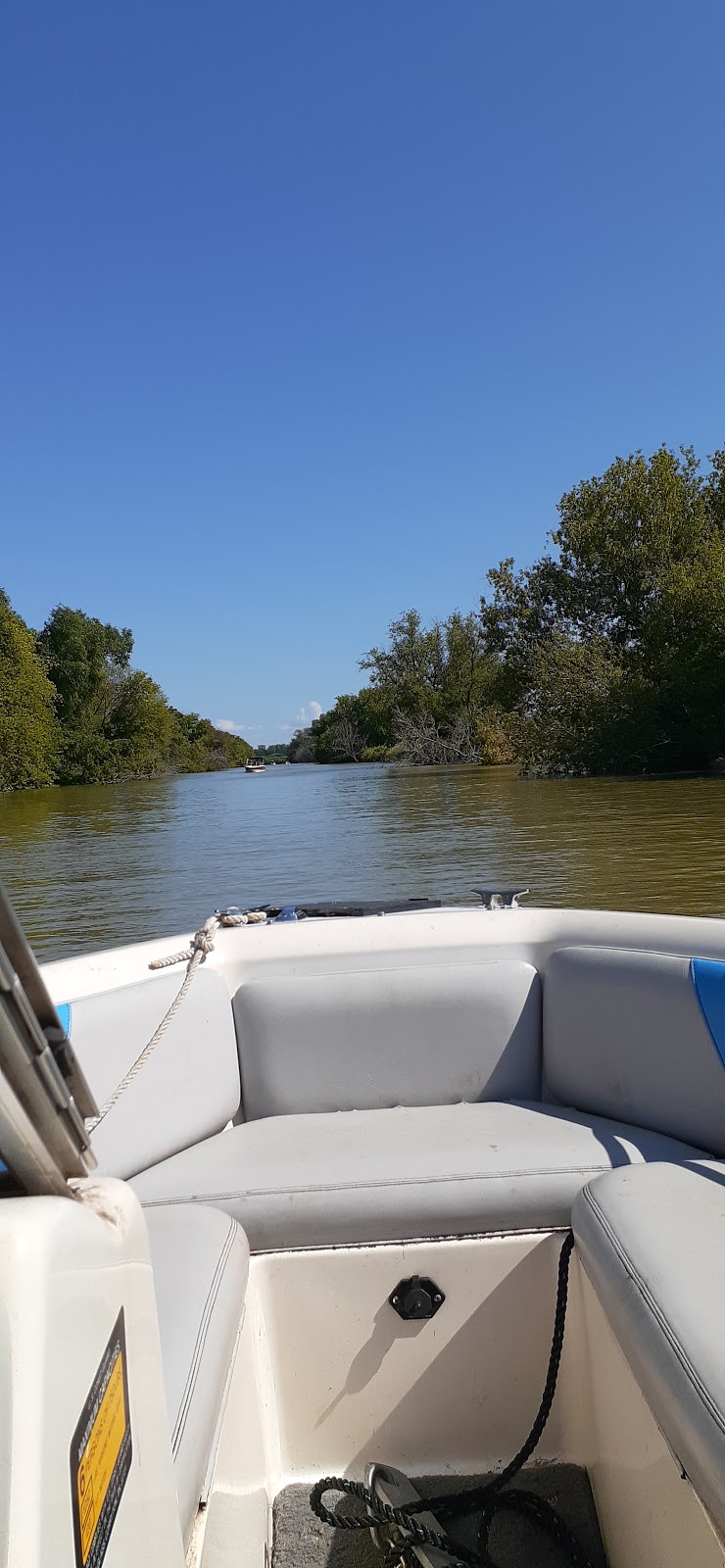 Port Franks Marina | 7574 Biddulph St, Port Franks, ON N0M 2L0, Canada | Phone: (519) 243-2354