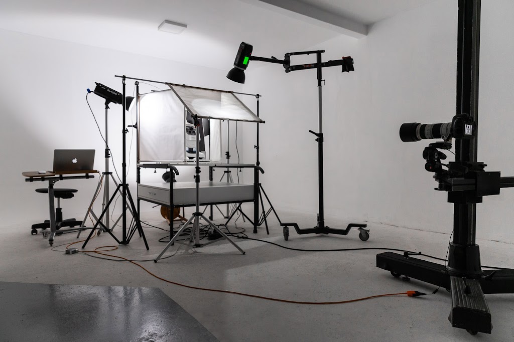 West Coast Product Photography | 5564 Wallace Rd, Richmond, BC V7E 2C5, Canada | Phone: (778) 302-8231
