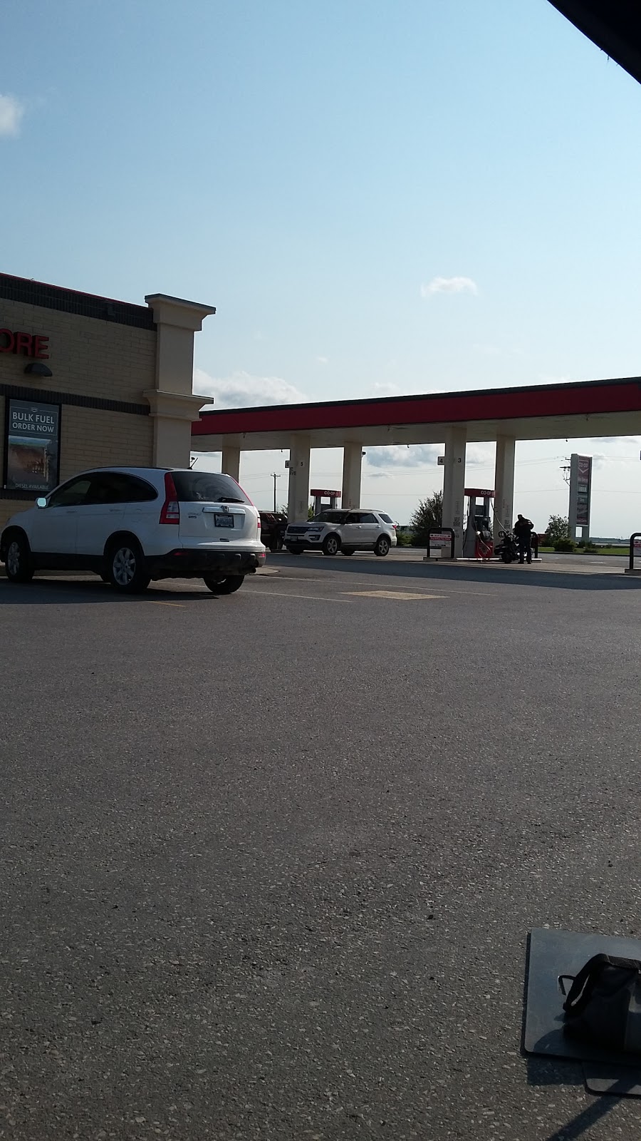 Co-op Gas Bar | 3 CO-OP Dr, Oakbank, MB R0E 1J0, Canada | Phone: (204) 444-5590