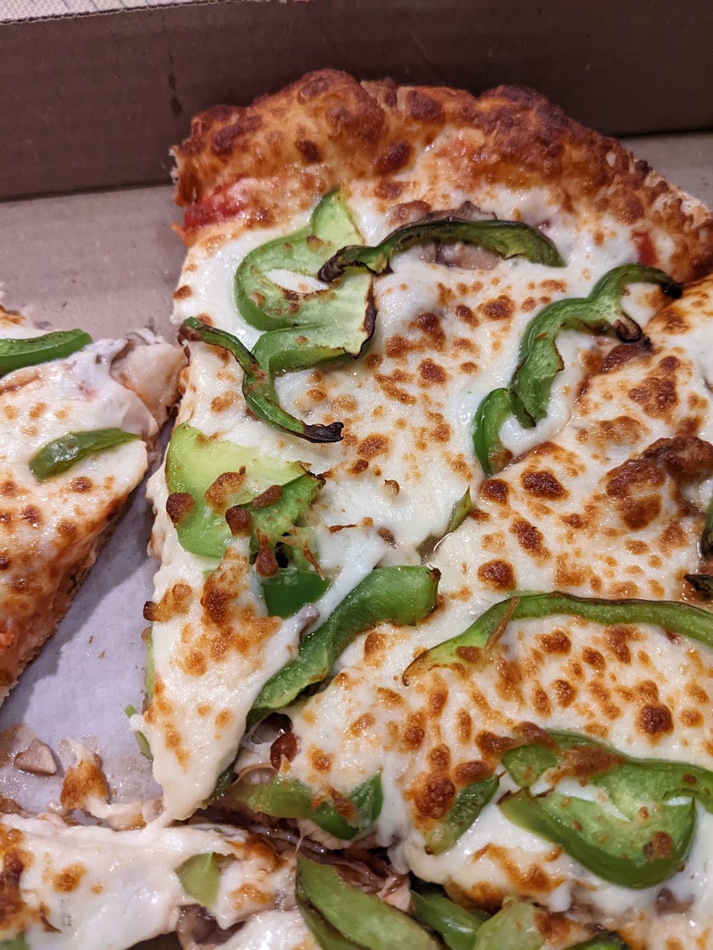 Med Pizza - St-Hubert | 8141 Bd Cousineau, Saint-Hubert, QC J3Y 5M4, Canada | Phone: (450) 486-7788