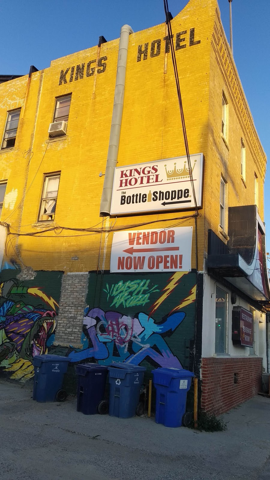 Kings Hotel | 114 Higgins Ave, Winnipeg, MB R3B 0B4, Canada | Phone: (204) 943-7232
