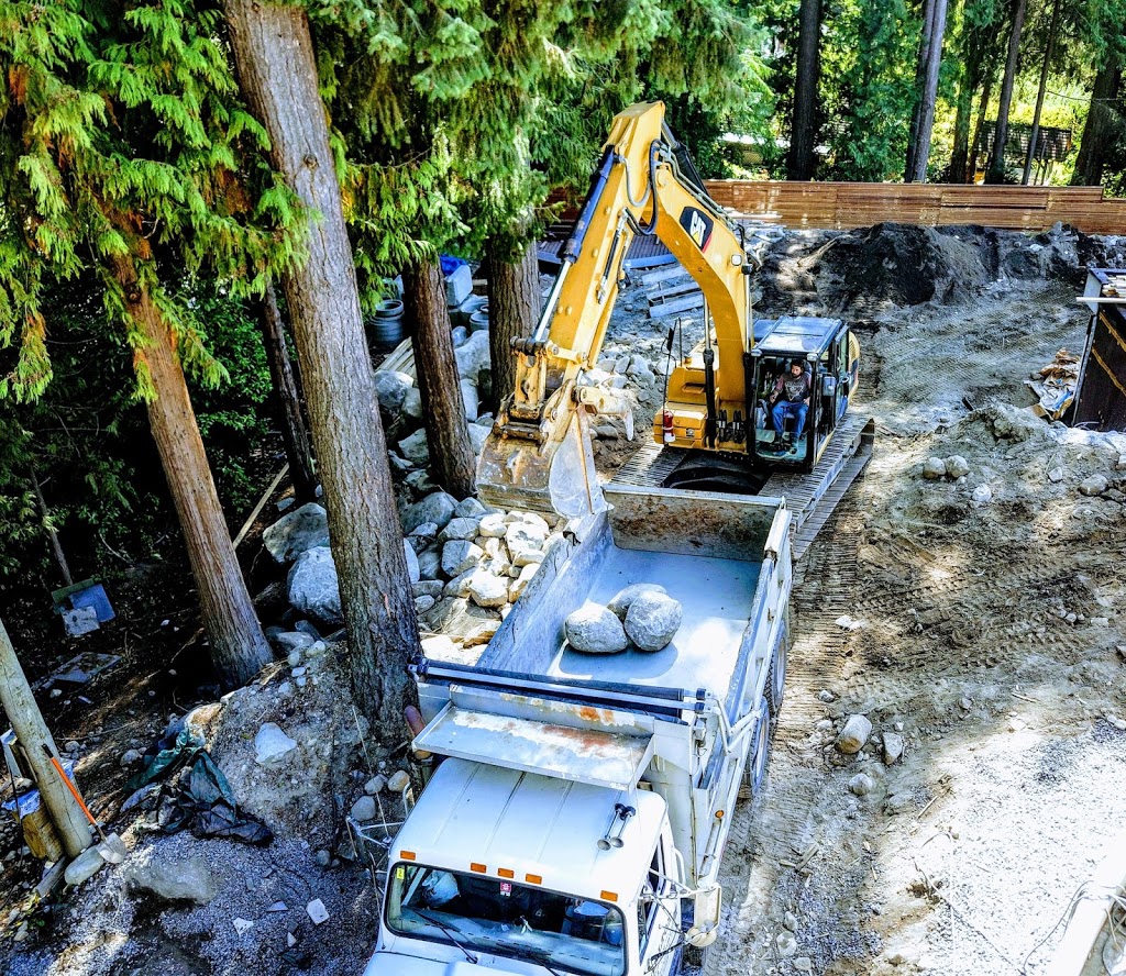 Dalton Trucking Ltd | 118 Bridge Rd, West Vancouver, BC V7P 3R2, Canada | Phone: (604) 986-6944