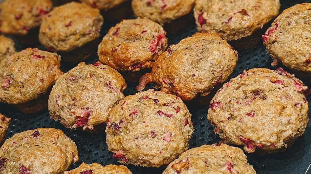 Marys Muffins | 326 Kerr St, Oakville, ON L6K 3B5, Canada | Phone: (905) 844-8322