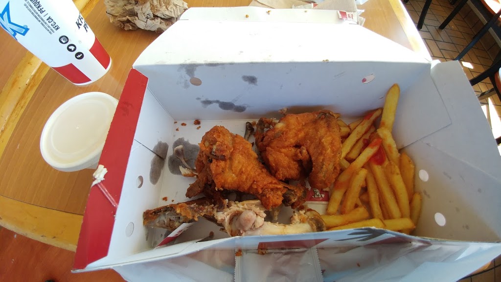 KFC | 9056 152 St, Surrey, BC V3R 4E7, Canada | Phone: (604) 583-7775