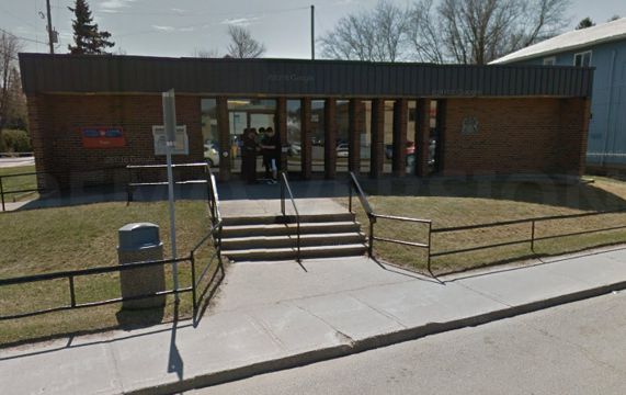 Thurso Post Office | 324 Rue Victoria, Thurso, QC J0X 3B0, Canada | Phone: (819) 985-3040