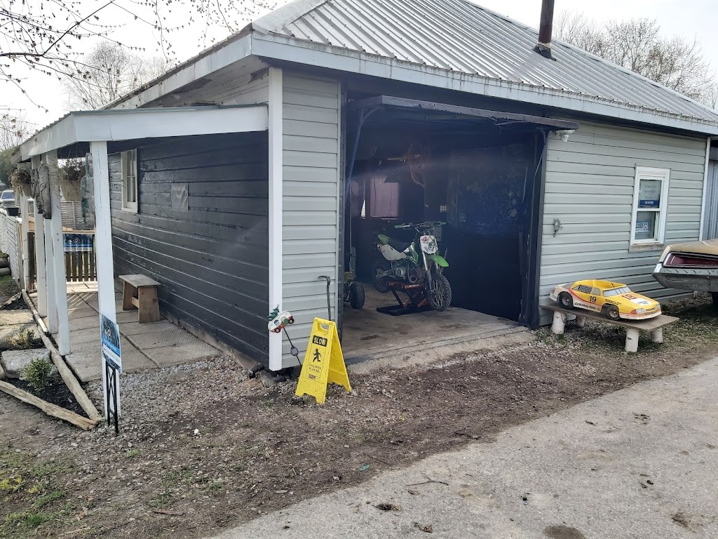 Trickett Small Engine Repairs | 1074 Bay St, Port Rowan, ON N0E 1M0, Canada | Phone: (226) 567-5818