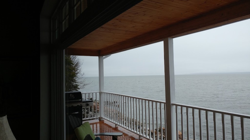 Chalet vent du Large | 118 Rue Gauthier, Saint-Siméon, QC H2H 2E4, Canada | Phone: (514) 507-4843