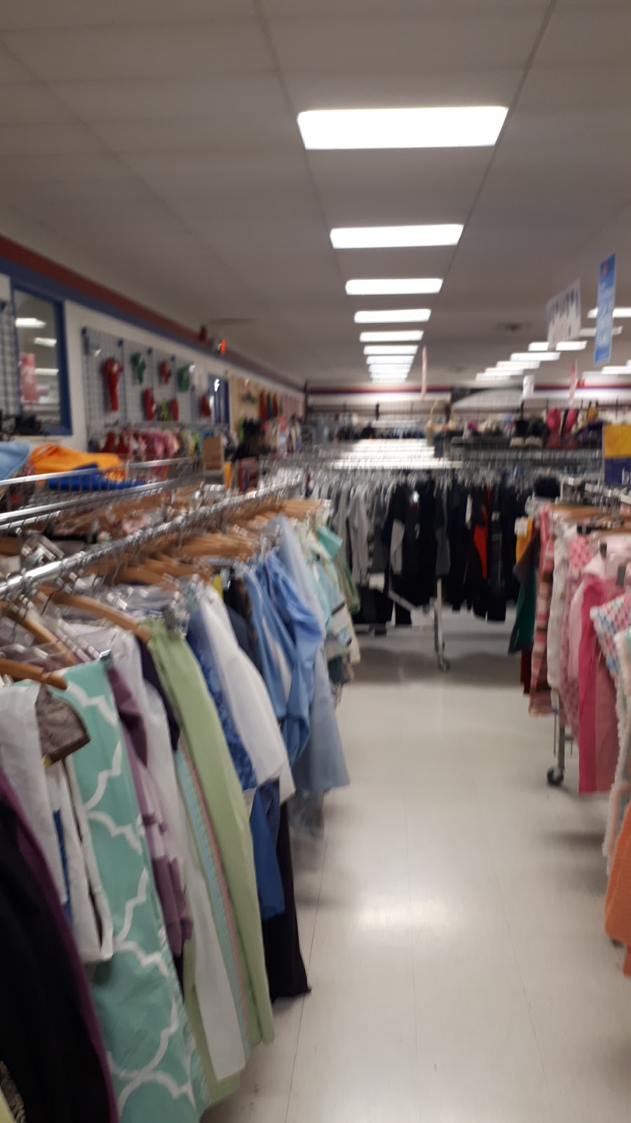 The Salvation Army Thrift Store | 1960 Dundas St, London, ON N5V 1P5, Canada | Phone: (519) 451-0178