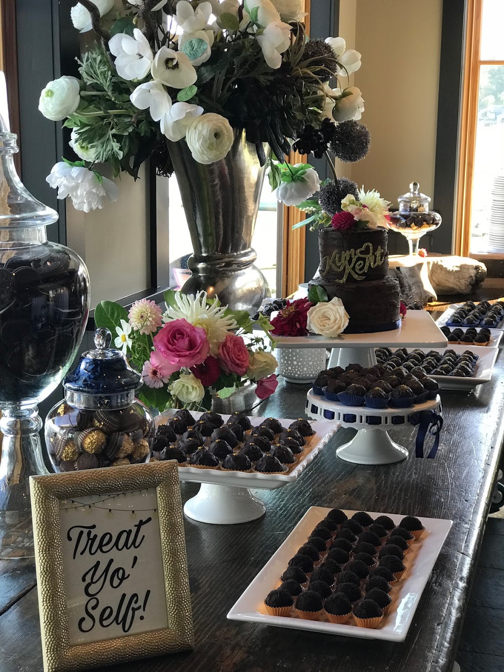 PASSION FOR CAKES | 2155 Mt Newton Cross Rd, Saanichton, BC V8M 1T8, Canada | Phone: (250) 588-2622