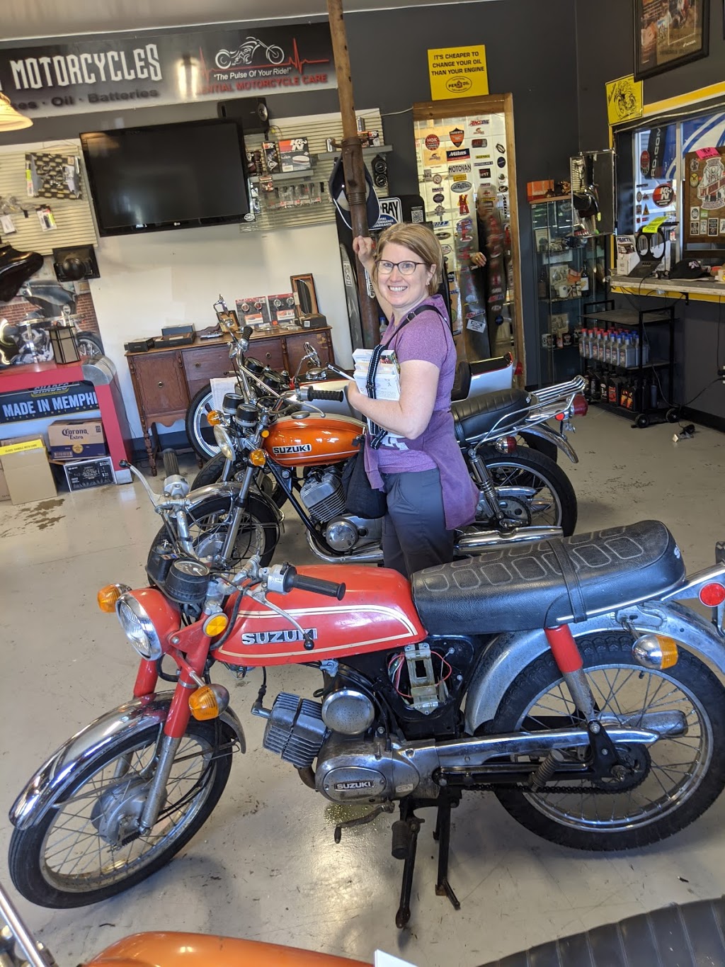 Bayview Custom Motorcycles | 1480 Industrial Way #1, Parksville, BC V9P 1W3, Canada | Phone: (250) 586-1903