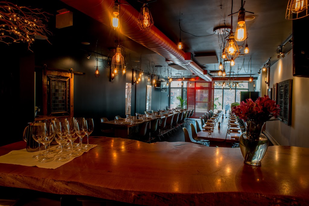 Table 40 at Fraser Café | 7 Springfield Rd, Ottawa, ON K1M 1C8, Canada | Phone: (613) 749-1444