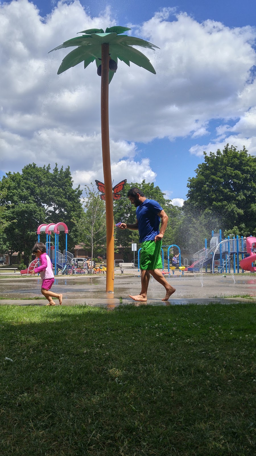 Fairfield Park | 90 Lothian Ave, Etobicoke, ON M8Z 4S3, Canada