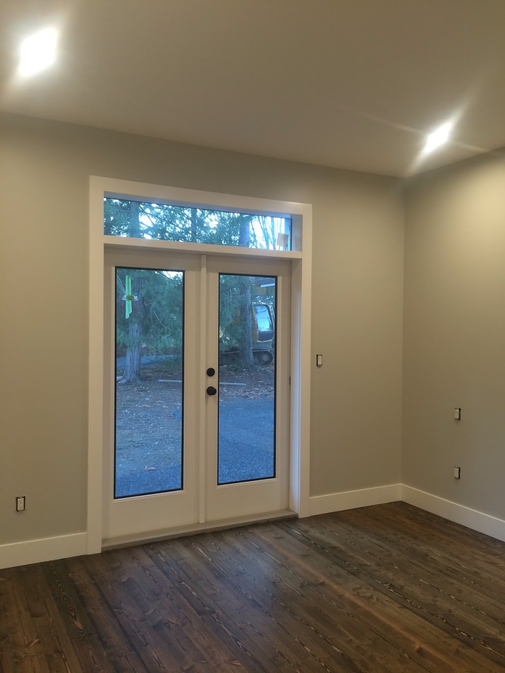 Raven Painting & Renovations | 3256 Cook St, Chemainus, BC V0R 1K2, Canada | Phone: (250) 815-5325