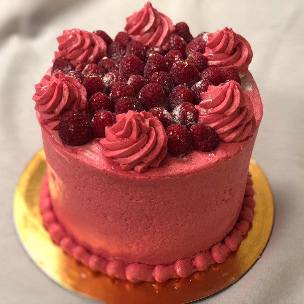 Sweet Dreams Cake Boutique | 1507 Powell St #150, Vancouver, BC V5L 5C3, Canada | Phone: (250) 842-8153
