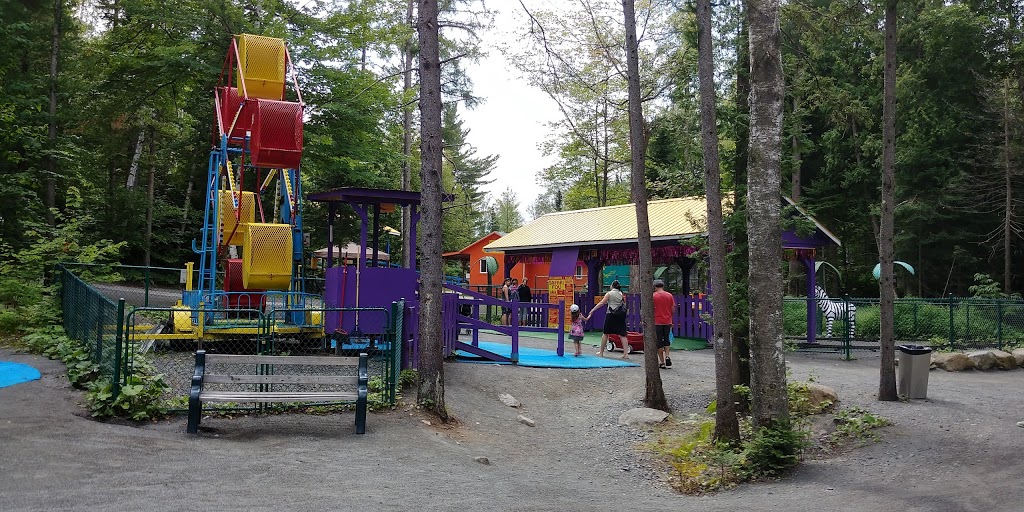 Au Pays Des Merveilles | 3795 Chemin de la Savane, Sainte-Adèle, QC J8B 2H4, Canada | Phone: (450) 229-3141
