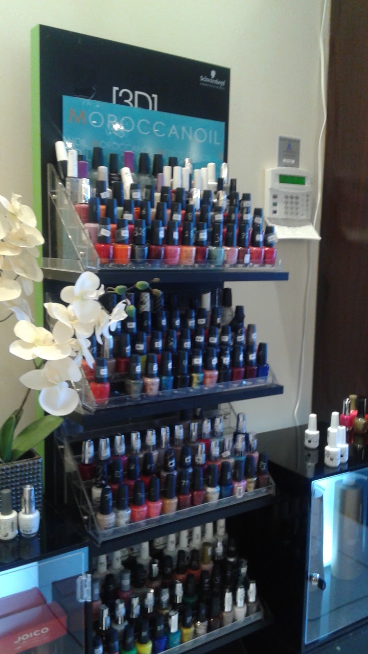 PERSONA Salon and Spa | 368 Bulyea Rd NW, Edmonton, AB T6R 2B3, Canada | Phone: (780) 758-9333