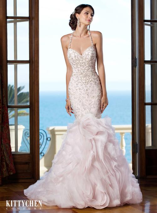 L.A Collection | 1365 Portage Ave, Winnipeg, MB R3G 0V8, Canada | Phone: (204) 944-8883
