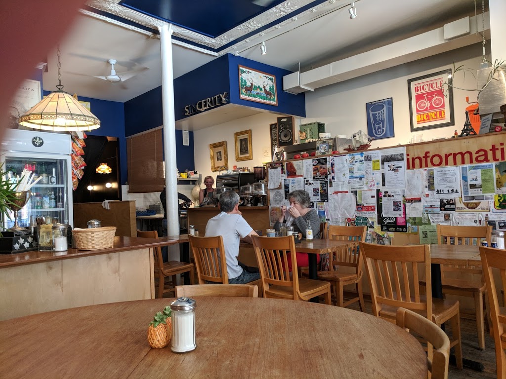 The Bicycle Café | 14 Sydenham St, Flesherton, ON N0C 1E0, Canada | Phone: (519) 924-2920